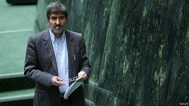 علی مطهری فرزند مرتضی مطهری از نظریه پردازان جمهوری اسلامی است که اوایل دهه شصت در تهران هدف سوءقصد قرار گرفت و کشته شد