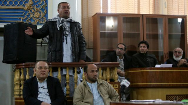 جنجال تازه كابل بانک چگونه دولت افغانستان با محکوم کابل بانک قرارداد بست Bbc News فارسی