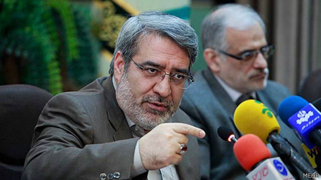 آقای رحمانی فضلی می گوید که یک و نیم درصد از جمعیت ۷۷ میلیون نفری ایران معتاد هستند
