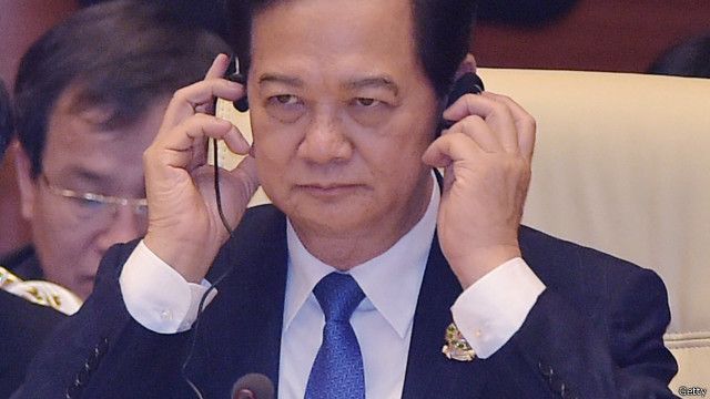 Economist nhận xét Thủ tướng Nguyễn Tấn Dũng “thông minh và nhìn đỡ chán nhất” trong dàn lãnh đạo Việt Nam