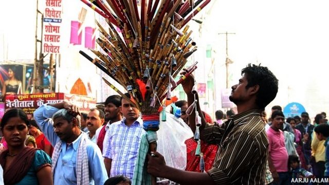 तस्वीरेंः हरिहर क्षेत्र का सोनपुर मेला - BBC News हिंदी