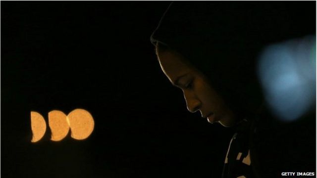 انتقادات لتبرئة الشرطي الذي أردى المراهق الأمريكي مايكل براون قتيلا في فيرغسون Bbc News عربي