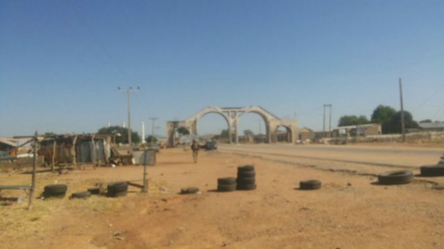 A ranar 29 ga watan Okotoba ne 'yan kungiyar Boko Haram sun kame garin Mubi na jihar Adamawa, har ma sun kafa tutarsu daga bisani suka kafa dokar hana fita ko shiga garin.