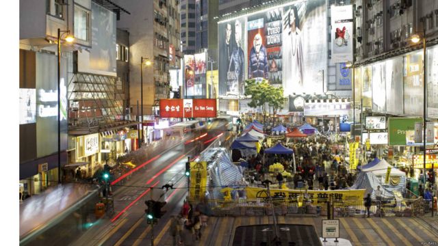 圖輯：香港抗議清場前的銅鑼灣