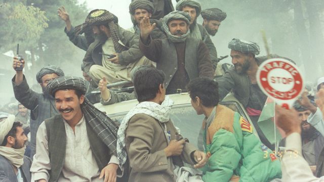 عکس های دیده نشده از ژنرال دوستم Bbc News فارسی