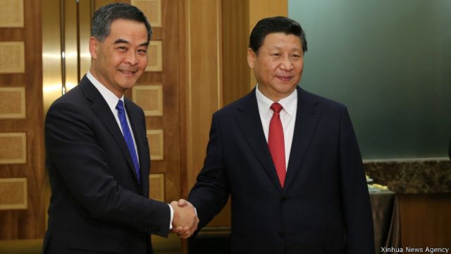 習近平與梁振英會面
