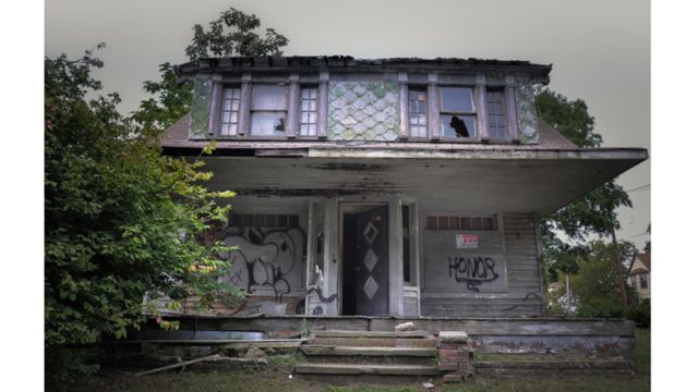 Las casas abandonadas que esconden historias de terror - BBC News Mundo