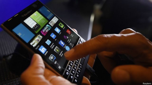 Samsung Dikabarkan Akuisisi Saham Blackberry Melonjak Bbc News Indonesia
