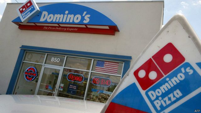 La cucaracha que cerró los Domino's Pizza de Perú - BBC News Mundo