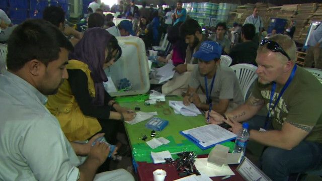 کمیسیون نظارت بر قانون اساسی افغانستان به حکومت اجازه اصلاح نظام انتخاباتی را داد Bbc News فارسی