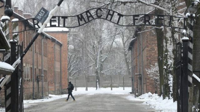 O homem que sobreviveu a 8 campos de concentração nazistas - BBC News