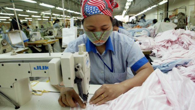 Việt Nam đang đẩy mạnh cổ phần hóa các doanh nghiệp nhà nước để củng cố chất lượng nền kinh tế