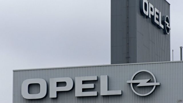 Эволюция логотипа opel