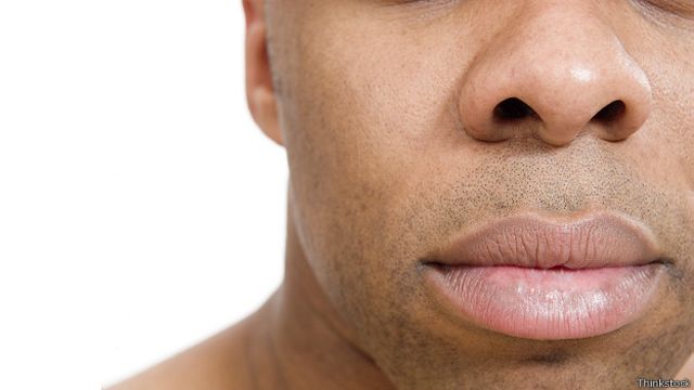 Почему мужчинам нравятся пухлые губы?
