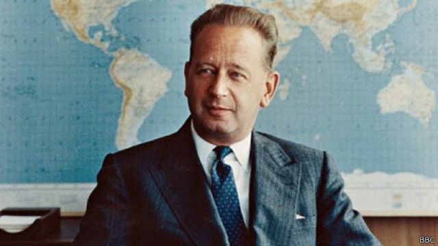 Dag Hammarskjöld est mort dans un accident d'avion le 18 septembre 1961 en Rhodésie du Nord, l’actuel Zambie.