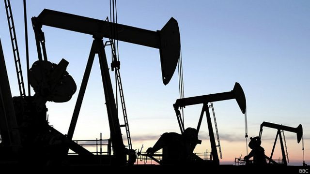 Cómo llegó el petróleo a dominar el mundo? - BBC News Mundo
