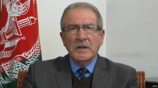 آقای لودین در دوران حاکمیت حزب دموکراتیک خلق افغانستان در سمت های نظامی کار کرده است.