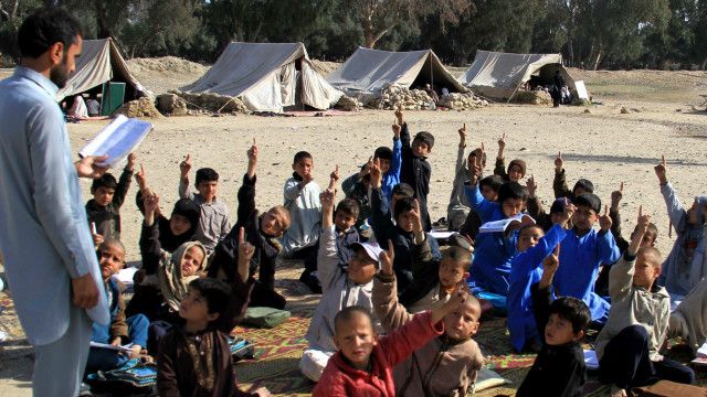 معمای مکتب های خیالی معارف افغانستان واقعا چقدر پیشرفت داشته Bbc News فارسی