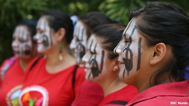 Marcha en San Salvador para pedir la despenalización del aborto
