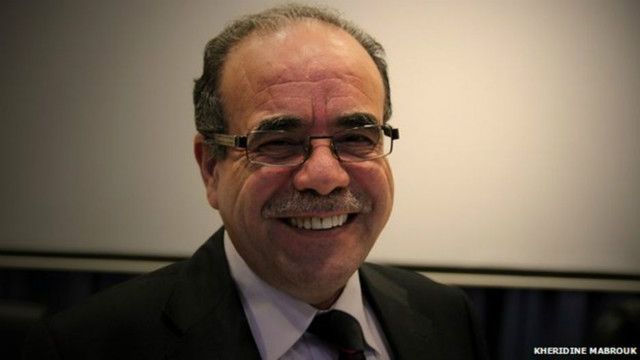 Novel karya Shukri Mabkhout ini terinspirasi oleh Musim Semi Arab yang bermula di Tunisia.