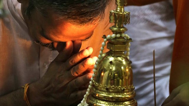 La batalla por la gigantesca reserva de oro en los templos India - BBC News Mundo