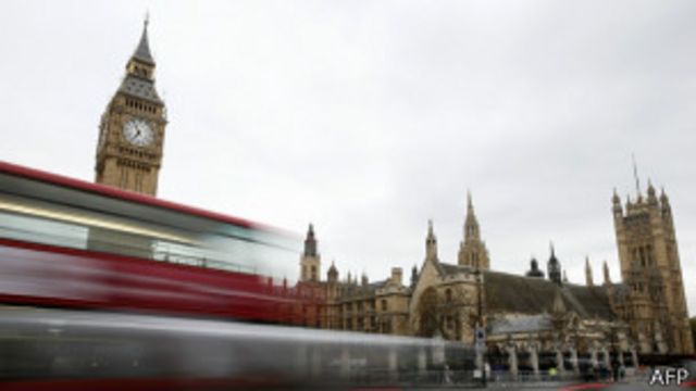 Qué es el "gabinete en la sombra" y cómo fortalece a la oposición en