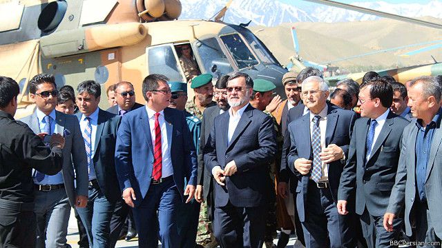 آقای دانش گفت که به دلیل "حجم وسیع محرومیت" بامیان کمتر شاهد پیشرفت و توسعه بوده است
