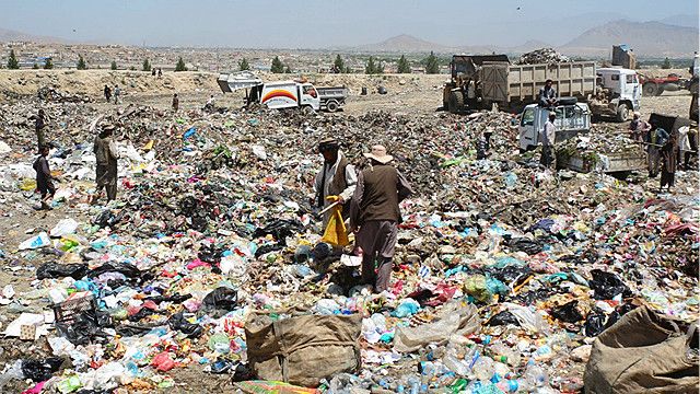 شهرداری کابل در صدد بازیافت زباله ها است Bbc News فارسی