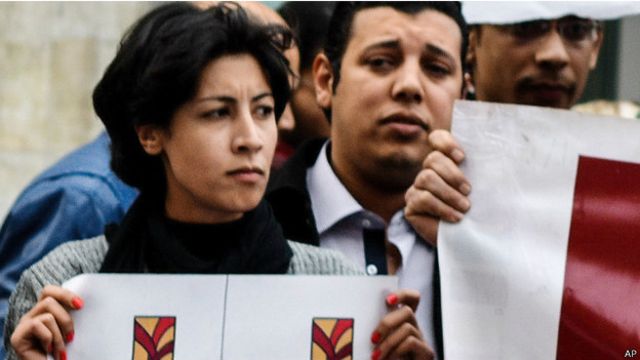 قتلت شيماء الصباغ اثناء مشاركتها في مظاهرة خرجت لاحياء ذكرى ثورة يناير