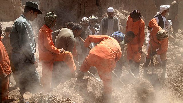 ریزش دیوار باستانی در هرات جان شش نفر را گرفت Bbc News فارسی
