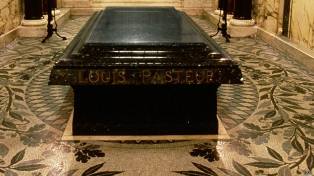 Cripta en el Instituto Pasteur en París.