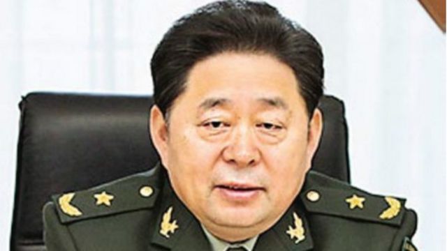 资料显示,谷俊山与中央军委前副主席徐才厚关系密切,谷俊山涉贪被捕后,供出徐才厚之犯罪详情,间接将徐拉下马。(资料图片)