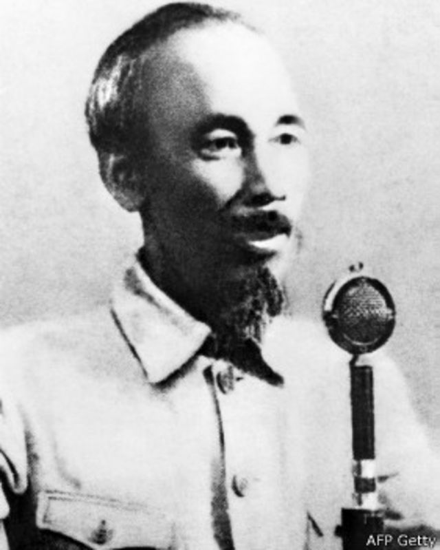 Chủ tịch Hồ Chí Minh đọc Tuyên ngôn độc lập ngày 2/9/1945