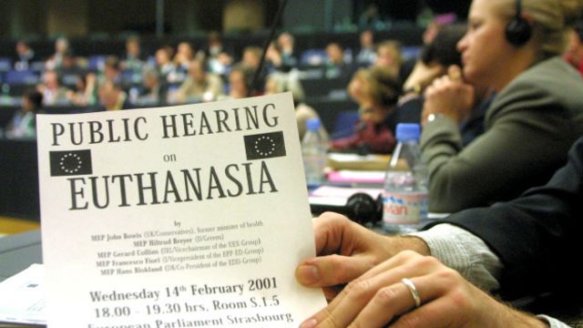 Манифестация за легализацию эвтаназии в ЕС