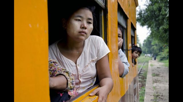 Jalur kereta lingkar di Yangon, 2011