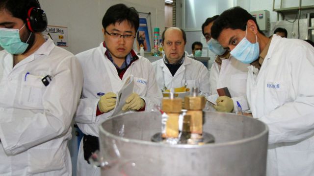 El ataque del gusano Stuxnet destruyó 1000 máquinas en la central nuclear de Natanz, Irán