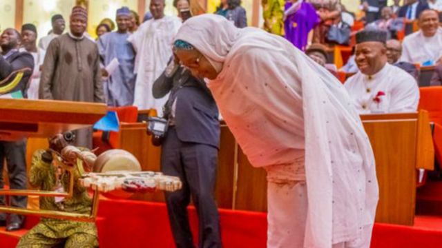 An tantance karin ministocin Nigeria - BBC News Hausa