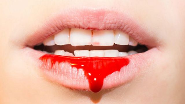 Quem Sao As Pessoas Que Se Alimentam De Sangue Humano Bbc News Brasil