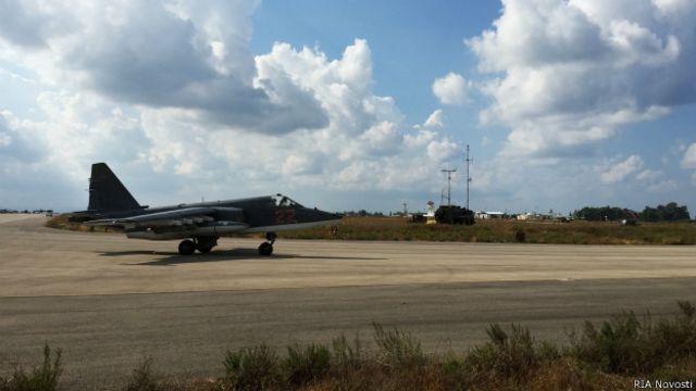 Штурмовик Су-25 на авиабазе "Хмеймим" в Сирии.