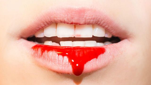 Loco Antorchas Promesa Vampiros" verdaderos: la gente que bebe sangre humana para sentirse mejor -  BBC News Mundo