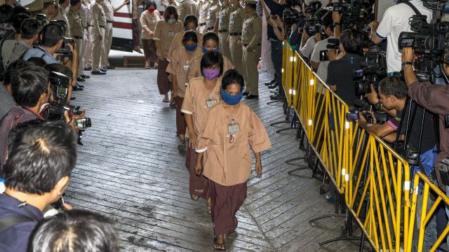 Pengadilan penyelundupan orang dimulai di Thailand - BBC ...