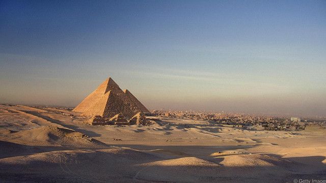 Єгипетські піраміди є настільки цінною спадщиною, що будь-яка спроба порушити внутрішні тунелі або приміщення здається безвідповідальною.