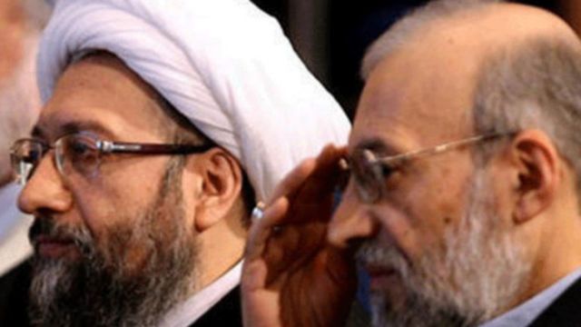 محمدجواد لاریجانی (راست) دبیر ستاد حقوق بشر قوه قضائیه و صادق لاریجانی (چپ) رئیس قوه قضائیه