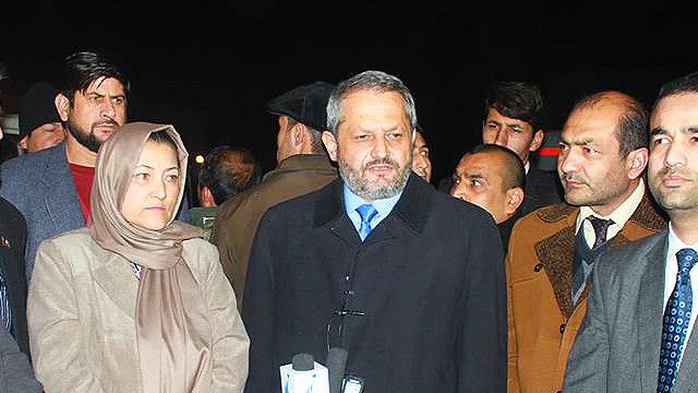 وزارت صحت افغانستان یک معتاد با سرنگ به وزیر حمله کرد Bbc News فارسی