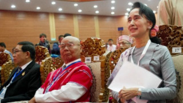 Peace Conference Gen Mutu and Daw Aung San Suu Kyi