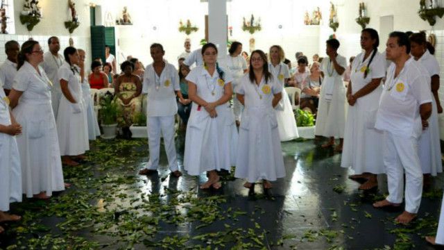 Adeptos praticam religião no Terreiro Templo do Oriente, na Zona norte do Rio; muitos já sofreram discriminação, diz líder Luiz Fernando Barros