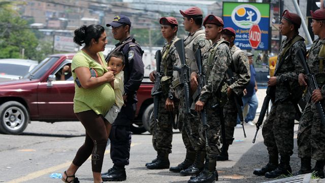 Agentes de seguridad en Tegucigalpa