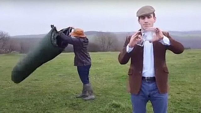 Empreendedor Vende Garrafas De Ar Puro Ingles A R 450 Para Cidades Poluidas Na China Bbc News Brasil