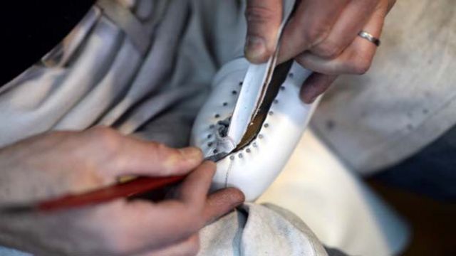 找一双让你足履生辉的奢侈定制鞋 c 英伦网