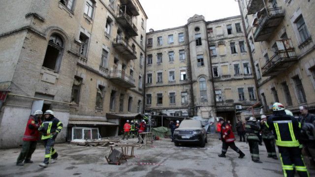 Рятувальники